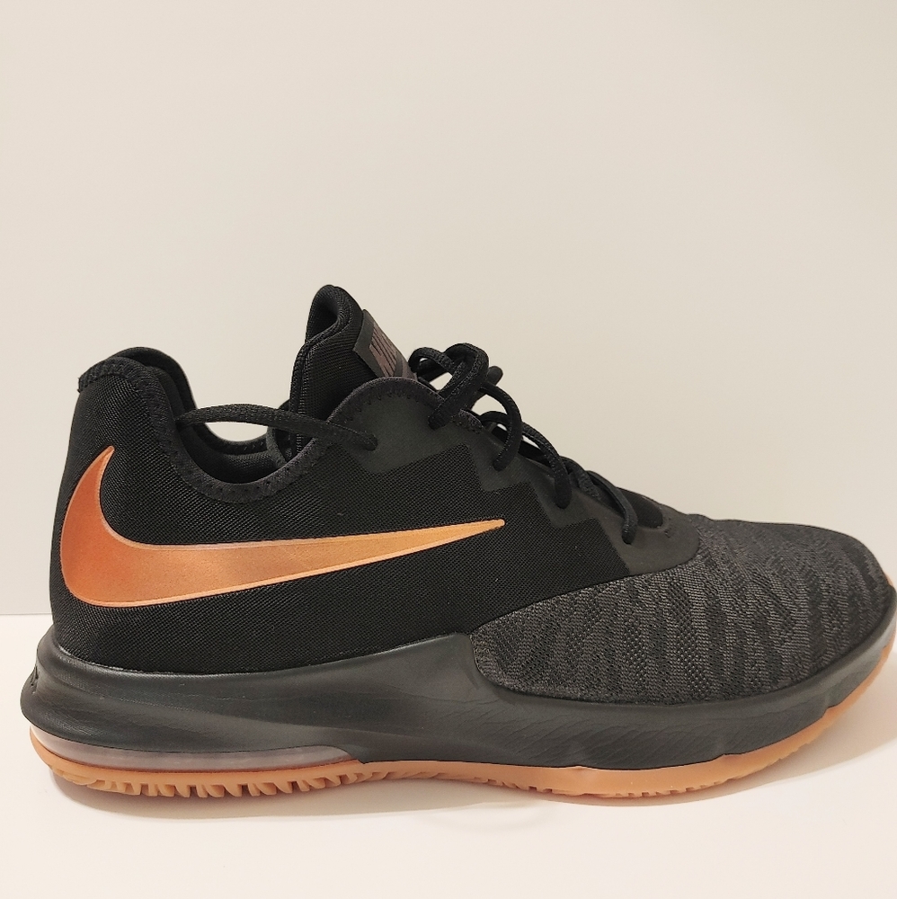 Nike Air Max Infuriate III